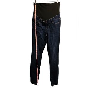 NWOT Gap Maternity Jeans.  Size 27/4R.